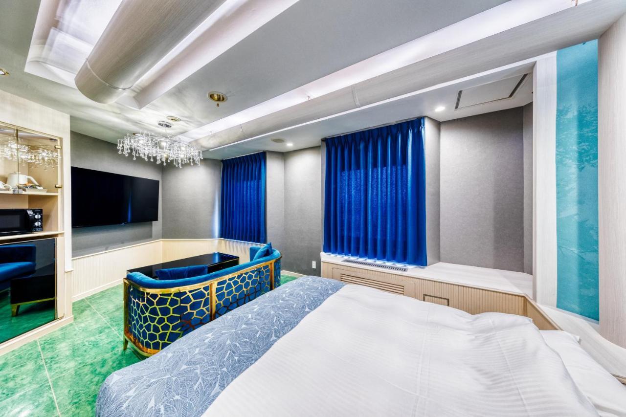 Hotel Artia Dinosaur Machida -Adult Only Kamiseya Bagian luar foto